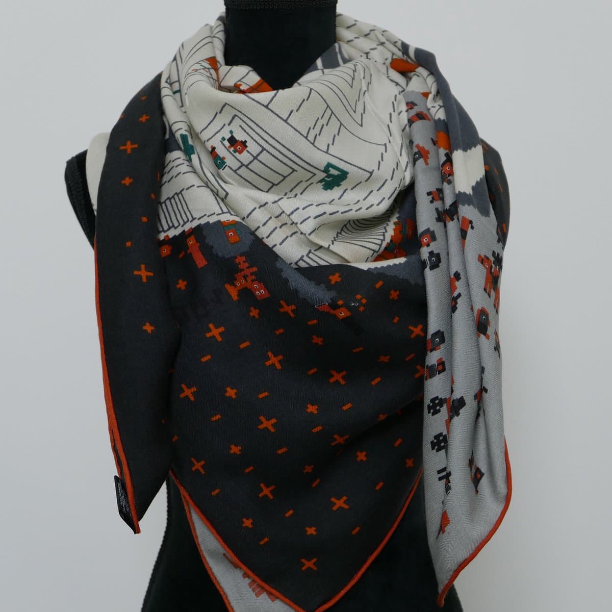 Experience Pure Luxury: Your Cashmere Silk Scarf